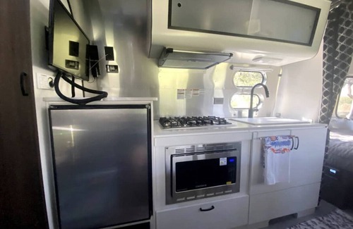 Bingham County House | Stay in style at a hobby farm!