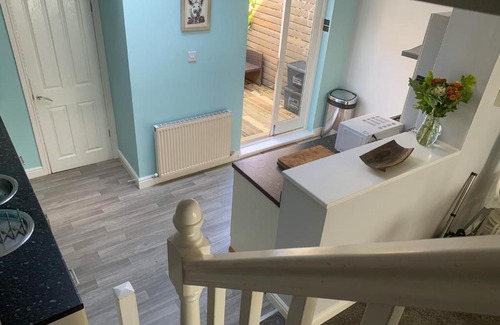 York Cabin | Stay In The Heart Of York At The Hampden - Free Parking - York Holiday Home