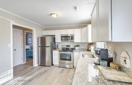 Goose Creek House | Stay near all Chas attractions, quiet comfort with fenced yard!