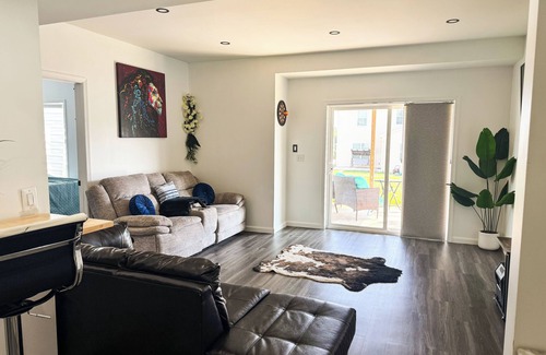 Harrisburg Apartment | Stay Near Hershey – Family-Friendly Suite for 6 with WiFi, AC and Private Entry