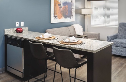 Belle Mina Apartment | stayAPT Suites Madison-Greenbrier