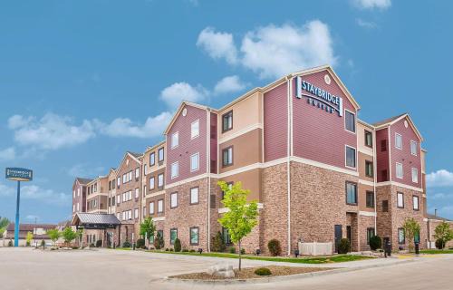 Bismarck Hotel | Staybridge Suites Bismarck by IHG