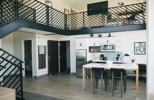 O'Hare Hotel | Staybridge Suites Chicago O'Hare - Rosemont by IHG