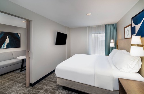 Fairgrounds Hotel | Staybridge Suites Louisville Expo Center by IHG