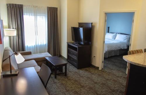 Minot Hotel | Staybridge Suites Minot by IHG