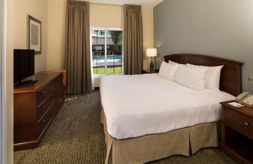 San Pedro Garza Garcia Hotel | Staybridge Suites Monterrey San Pedro by IHG