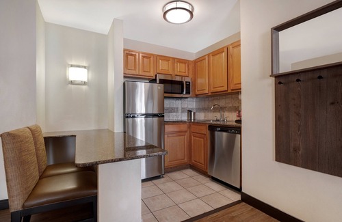 Tallahassee Hotel | Staybridge Suites Tallahassee by IHG