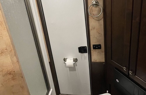 Rowland RV Rental | Staying on a working horse farm