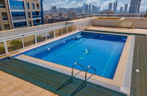 Al Barsha 1 Apartment | StayShort - Spacious 1BR Haven for 2 in Al Barsha