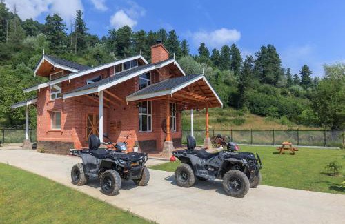 Srinagar Villa | StayVista at Suroor with Central Heating in Tangmarg