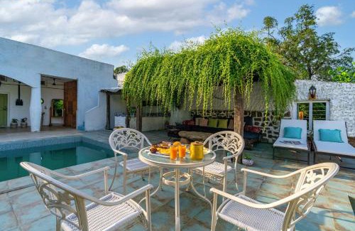Khawasa Villa | StayVista's Suman Vatika with Outdoor Pool & Terrace at Pench