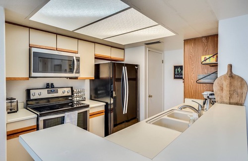 Camelback East Condo | Steal of a Deal for this Elegant Condo!