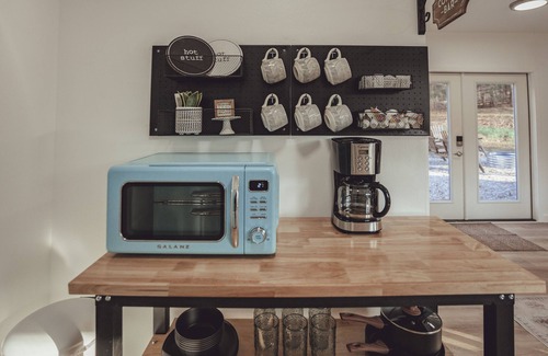 Rockbridge House | Steel Nest- a charming 2-bedroom container house Rockbridge