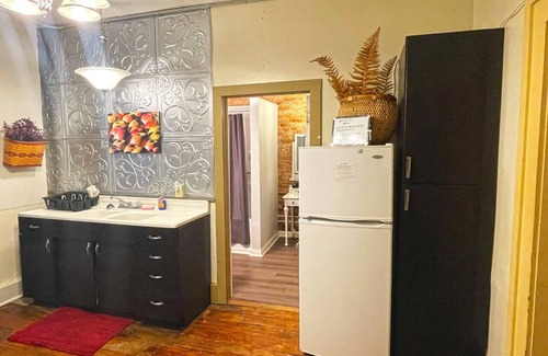 Coshocton Apartment | Stella`s Place in Heart of Historic Roscoe Village