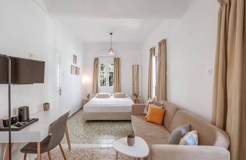 Mykonos Hotel | Step Studio - 5 MINUTES FROM LITTLE VENICE AND WINDMILLS