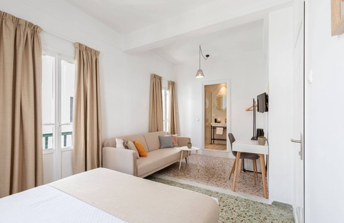 Mykonos Hotel | Step Studio - 5 MINUTES FROM LITTLE VENICE AND WINDMILLS