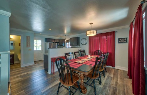 Cody House | Steps from Downtown Cody - Spacious home that sleeps 10!