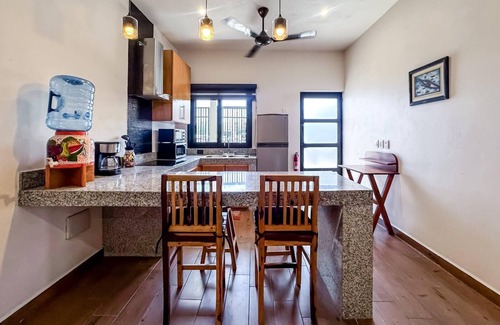 Colonia Meteorologico Apartment | Steps From Ocean with Pool!