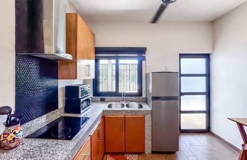 Colonia Meteorologico Apartment | Steps From Ocean with Pool!