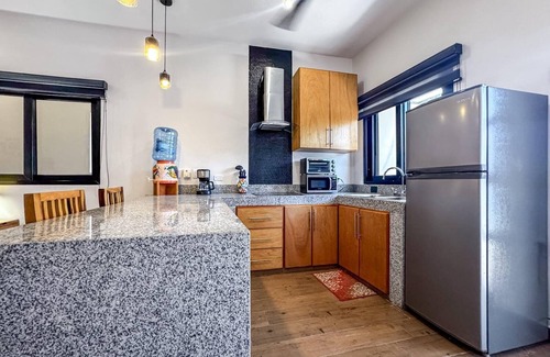 Colonia Meteorologico Apartment | Steps From Ocean with Pool!