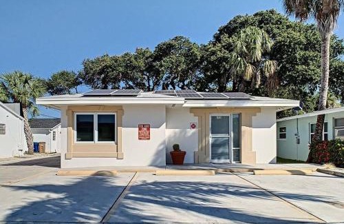 Indian Rocks Beach House | STEPS FROM THE BEACH, BEST LOCATION, 2 BDRM 2 BTH