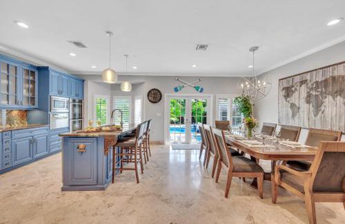 Birch Park Finger Streets House | Steps from the Beach Heated Pool Seaside Key