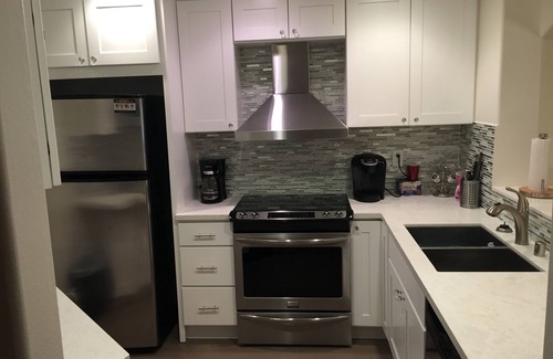 Huntington Beach Condo | STEPS FROM THE BEACH - HUNTINGTON CONDO - BEAT THE HOTEL COSTS