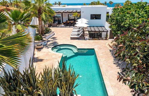 Pedregal Villa | Steps to Beach: 4BR LUXE VILLA+Pool+Maid+Concierge+Health Club+Spa