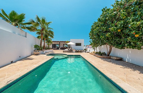 Pedregal Villa | Steps to Beach: 4BR LUXE VILLA+Pool+Maid+Concierge+Health Club+Spa