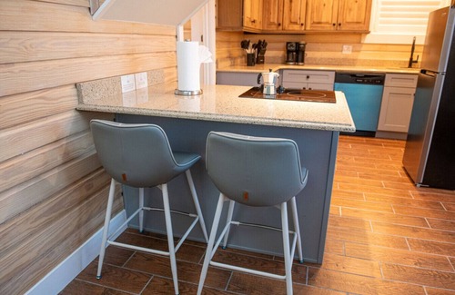 Madeira Beach Cabin | Steps to Beach, Heated Pool, Studio