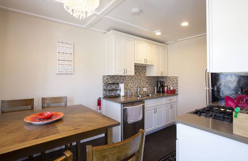 Ocean Beach Apartment | Steps to Beach! Newly Updated, Pet-Friendly & Highly Rated – Top floor 2103