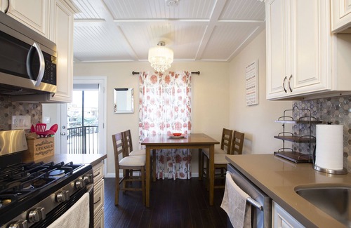 Ocean Beach Apartment | Steps to Beach! Newly Updated, Pet-Friendly & Highly Rated – Top floor 2103