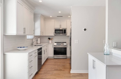 Pelican Bay House | Steps to Beach & Pool | Screened Porch | Pelican Bay 45 at Wild Dunes Resort