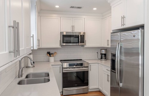 Pelican Bay House | Steps to Beach & Pool | Screened Porch | Pelican Bay 45 at Wild Dunes Resort