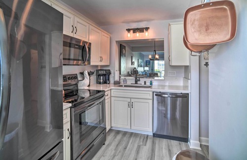 Oceanmarsh Subdivision Condo | Steps to Pool & Beach: St. Helena Island Escape!