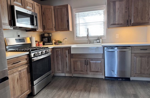 Loves Park House | Steps to Rock River + Arcade + Massage Chair + Firepit + Game Board Table