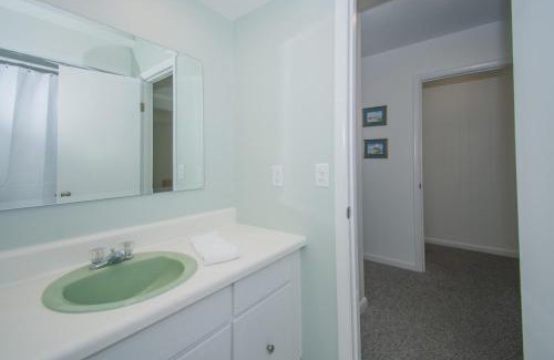 Saint Helena Island House | Steps to the Beach! Resort Access & Golf Cart Included! Dog Friendly