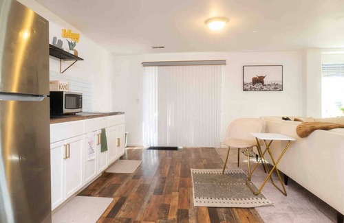 Stetson Hills Apartment | Stetson Hills Chic Getaway - 1000 sq ft apartment style fully private