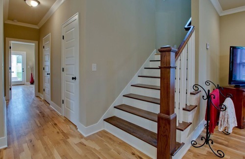 Huntsville House | "Stevens Reserve" Luxury Home Sleeps 8 in Downtown Huntsville