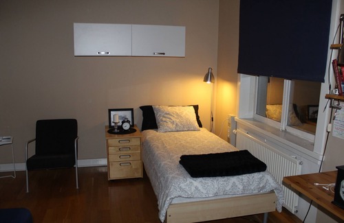 Farosund House | STF Östra Flygeln Bunge Vandrarhem