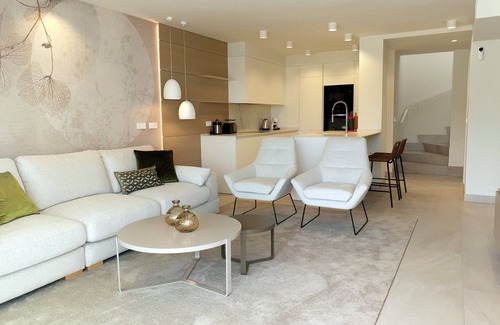 Almunecar House | Sto 13, Modern villa with private infinity swimming pool, ocean view and beach club