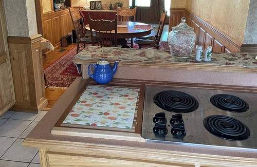 St. James House | Stone Gate Cabin on 80 acres