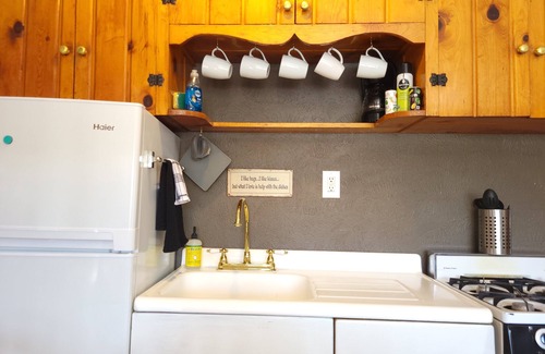 Lyons Cabin | Stone Mountain Lodge and Cabins