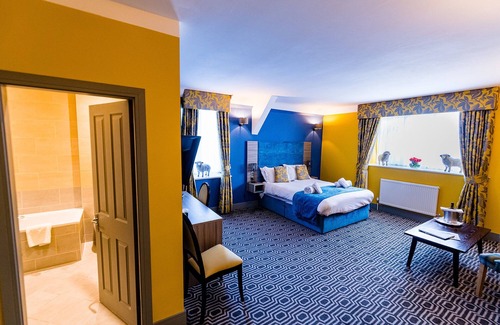 Kendal Hotel | Stonecross Manor Hotel