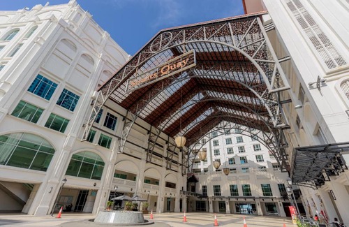 Seri Tanjung Pinang Apartment | Straits Quay Waterside Suite Penang