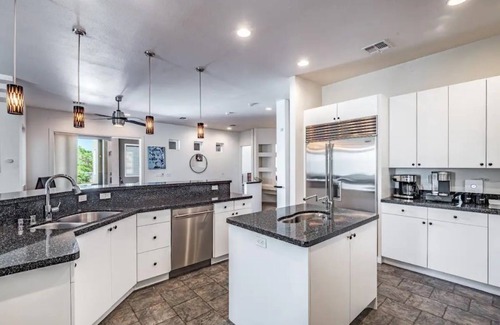 Spring Valley Villa | Strip View Oasis 8 min Strip/Allegiant * Pool/Spa