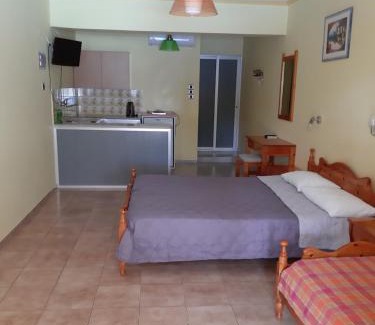 Agia Ermioni Apartment | Stroubis Studios I