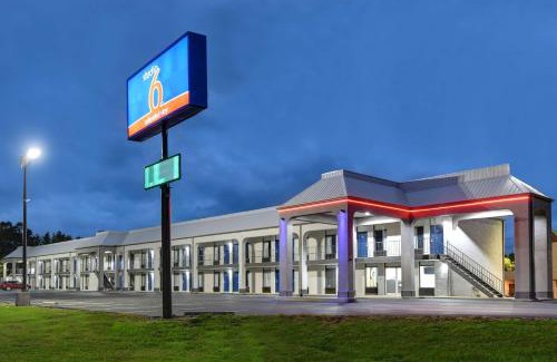 Meridian Hotel | Studio 6 Meridian, MS Bonita Lakes