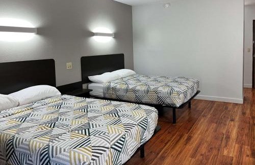 Springfield Hotel | Studio 6 Suites Springfield, OH