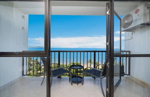 North Ward House | Studio 810 - Idyllic Location With Views